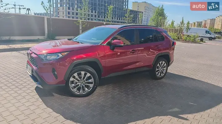 Toyota Rav4 2021 photo 4