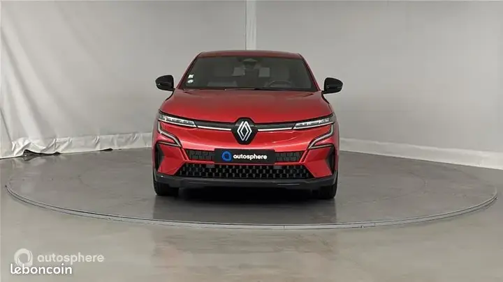 Renault Megane 2023 photo 2