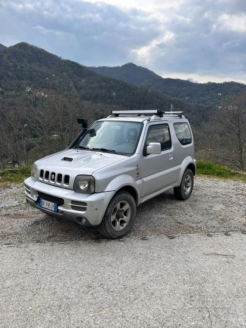 Suzuki Jimny 2007 photo 2