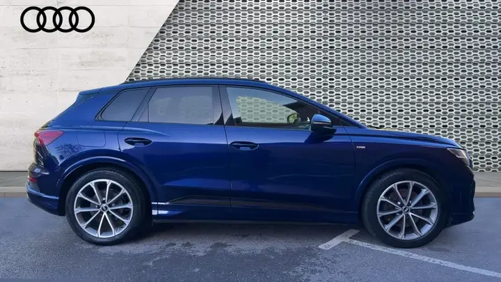 Audi Q4 E-Tron 2021 photo 4