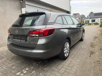 Opel Astra 2018 photo 3