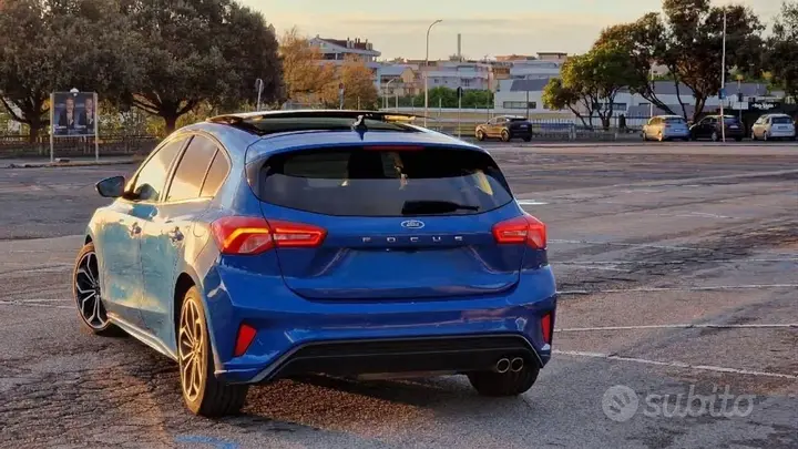Ford Focus 2018 photo 3