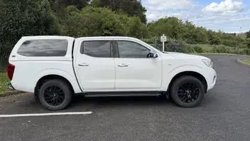 Nissan Navara 2019 photo 2