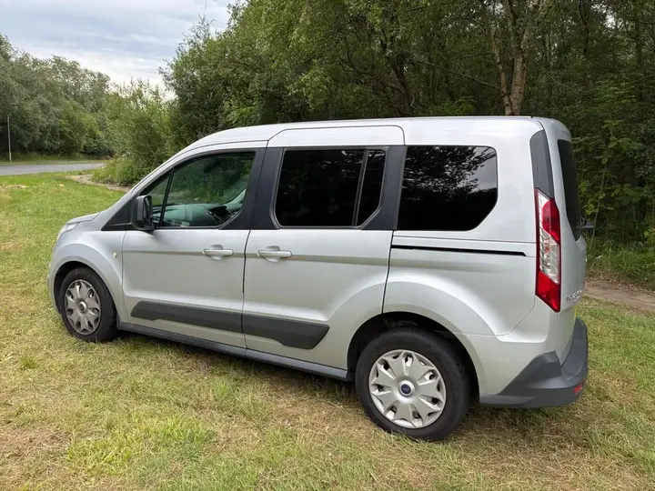 Ford Tourneo Connect 2014 photo 5