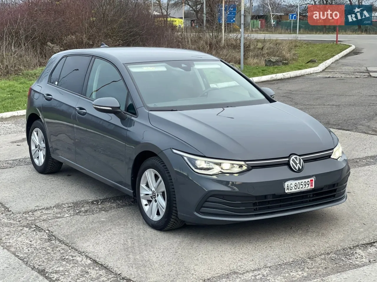 Volkswagen Golf 2023 photo 2