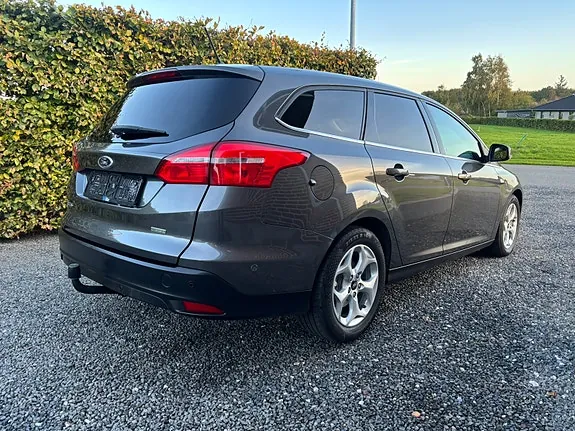 Ford Focus 2018 photo 3