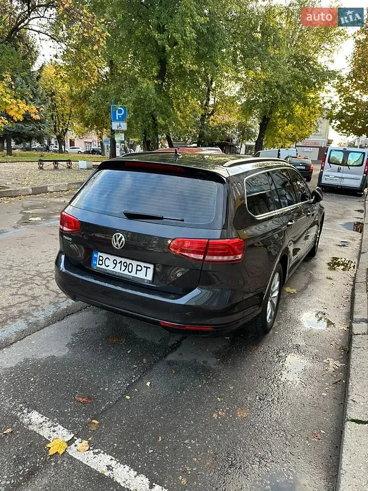 Volkswagen Passat 2019 photo 5