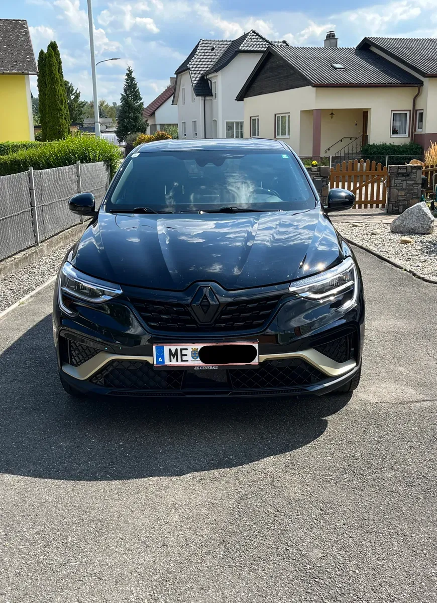 Renault Arkana 2023 photo 2