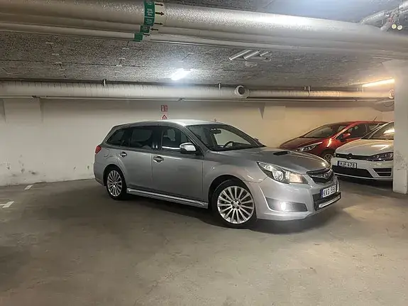 Subaru Legacy 2012 photo 5