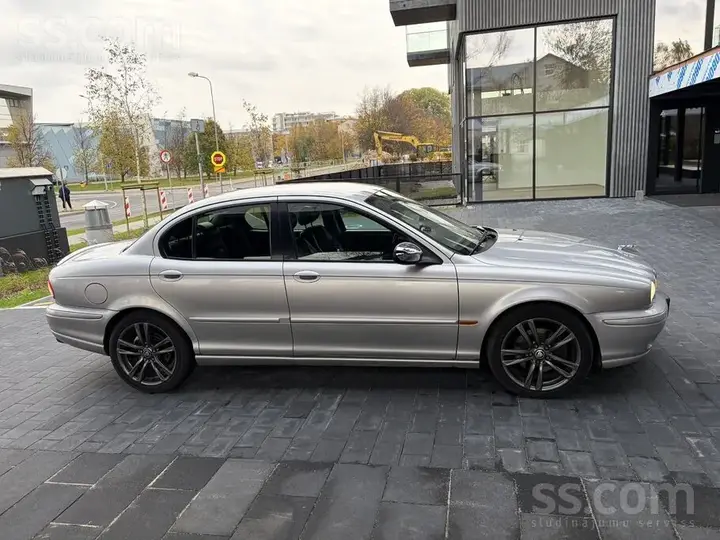 Jaguar X-Type 2003 photo 2