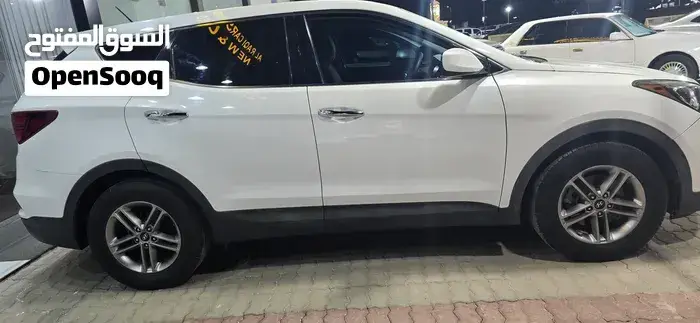 Hyundai Santa Fe 2018 photo 3