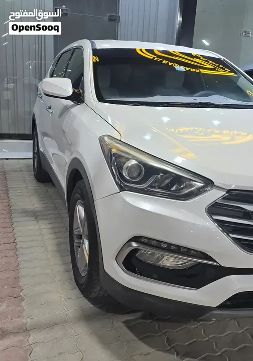 Hyundai Santa Fe 2018 photo 2