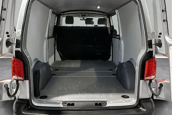 Volkswagen Transporter 2021 photo 5