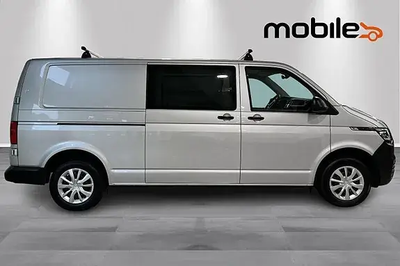 Volkswagen Transporter 2021 photo 2