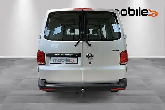 Volkswagen Transporter 2021 photo 4