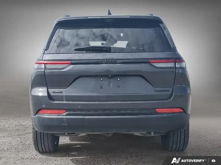Jeep Grand Cherokee 2024 photo 4