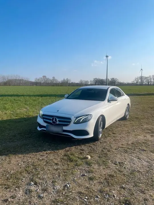 Mercedes-Benz E