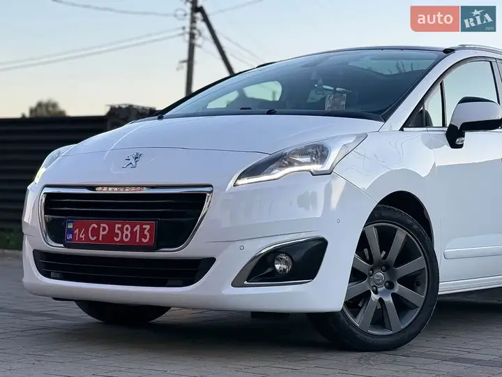 Peugeot 5008 2015 photo 2