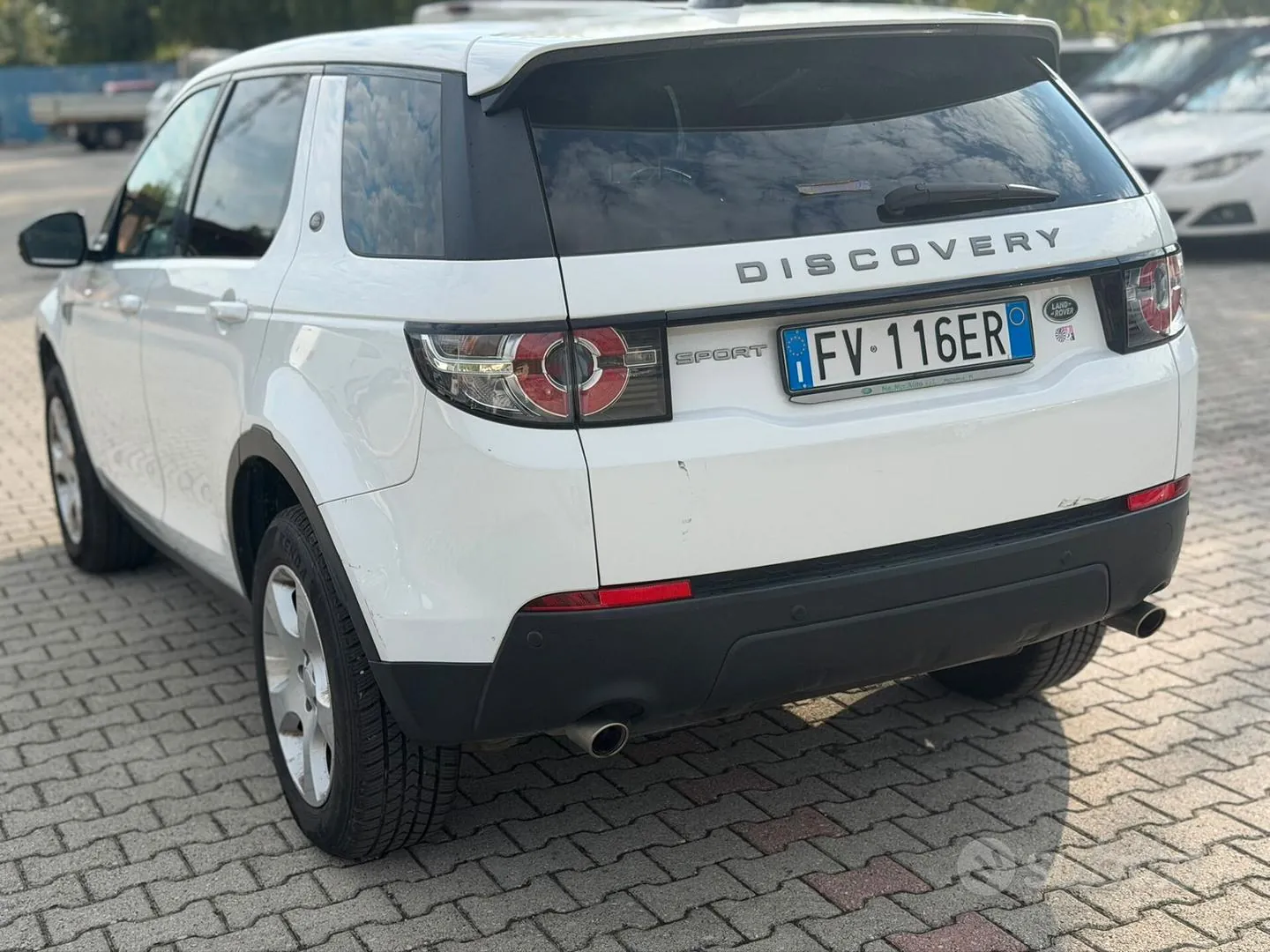Land Rover Discovery Sport 2019 photo 5