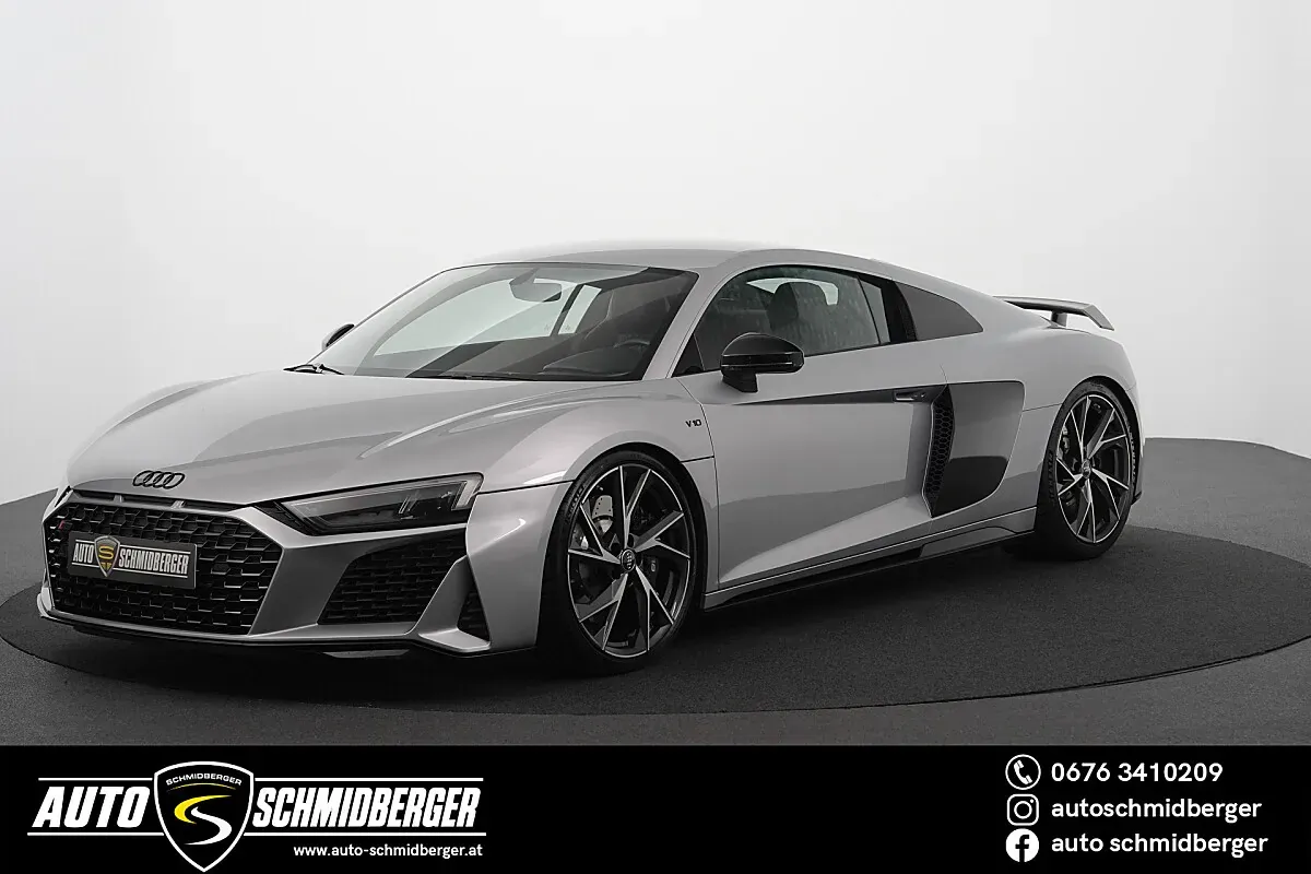 Audi R8