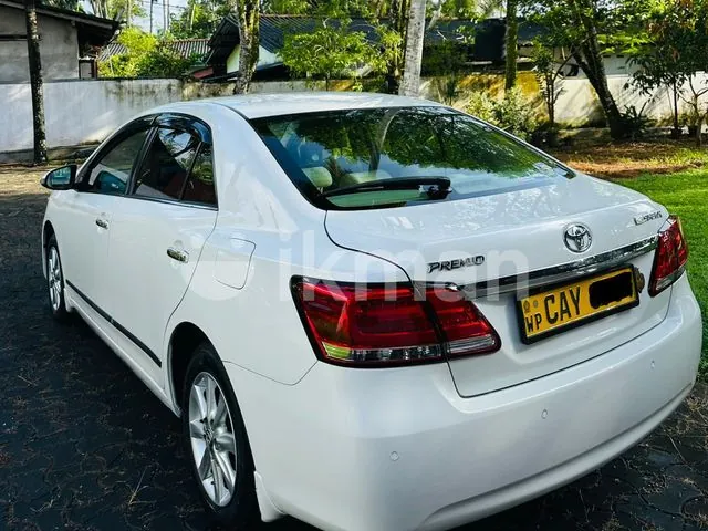 Toyota Premio 2018 photo 2