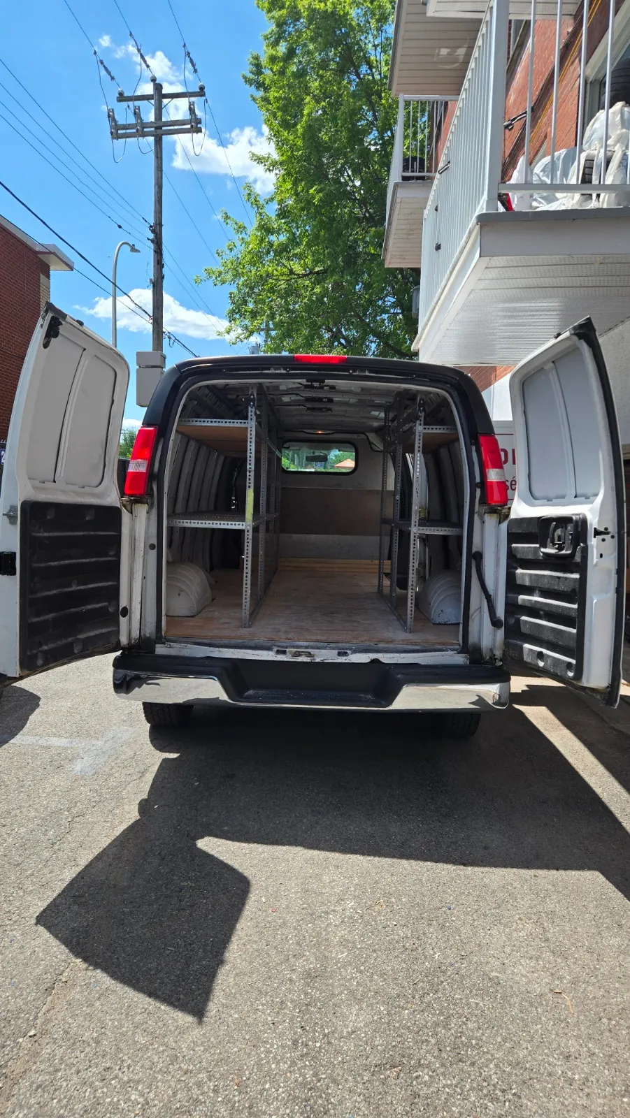 GMC Savana 2019 photo 3
