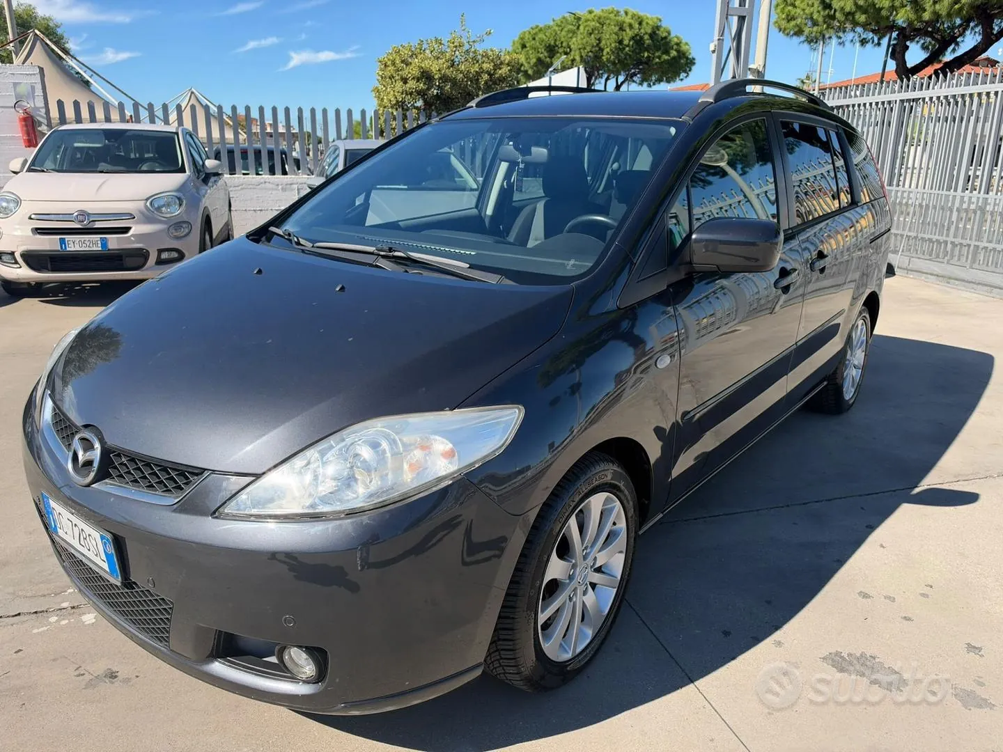 Mazda 5 2006 photo 2
