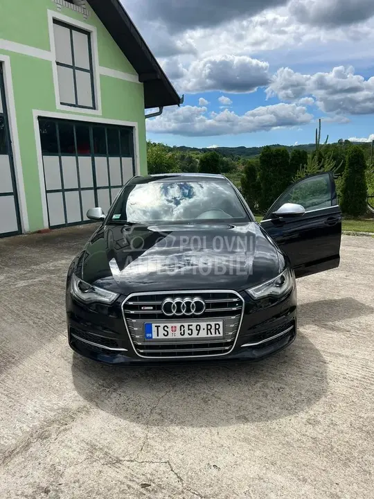 Audi A6 2012 photo 4