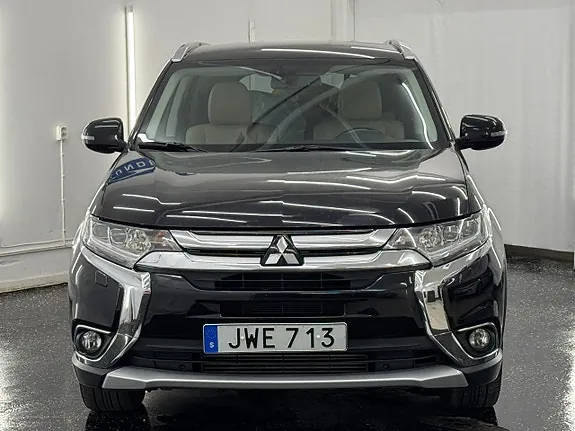 Mitsubishi Outlander 2016 photo 2