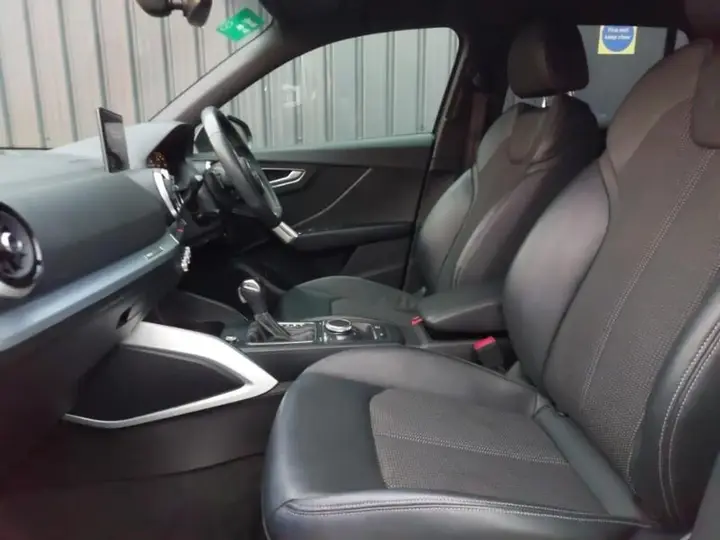 Audi Q2 2021 photo 5