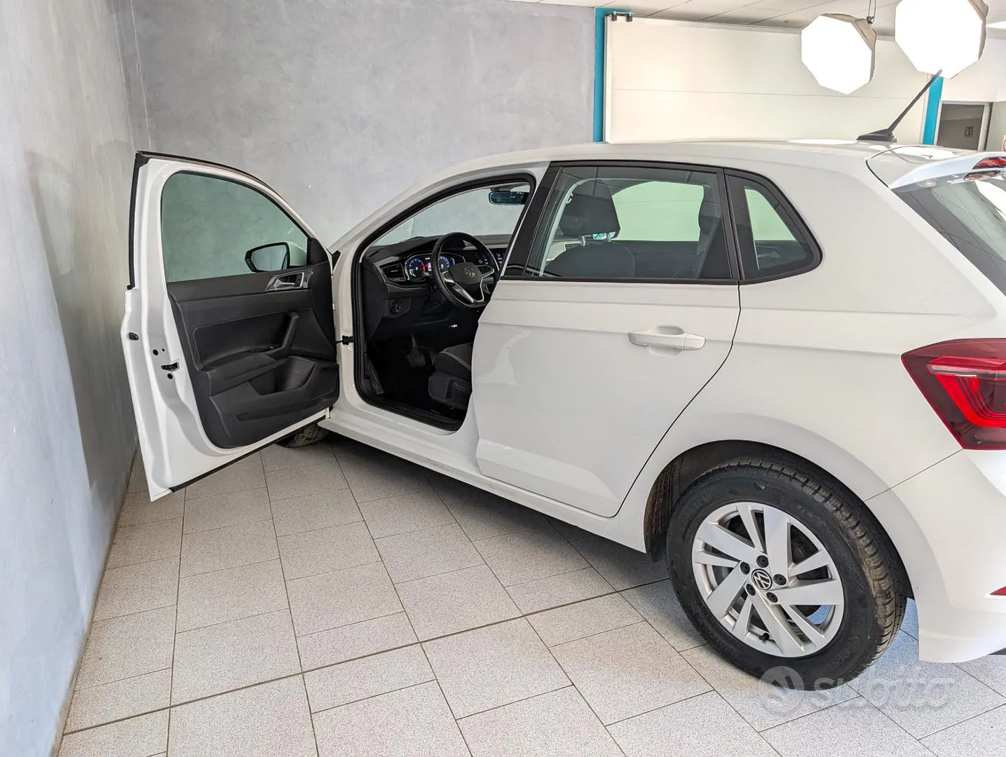 Volkswagen Polo 2023 photo 4