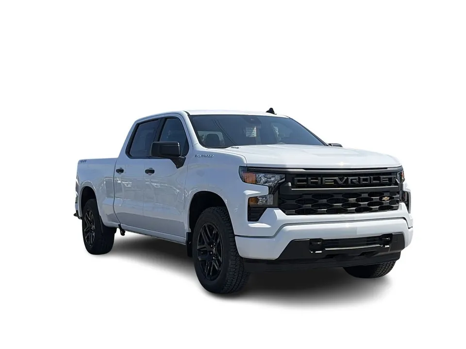 Chevrolet Silverado 2026 photo 2