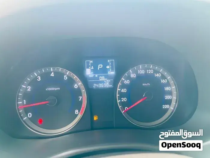 Hyundai Accent 2017 photo 4