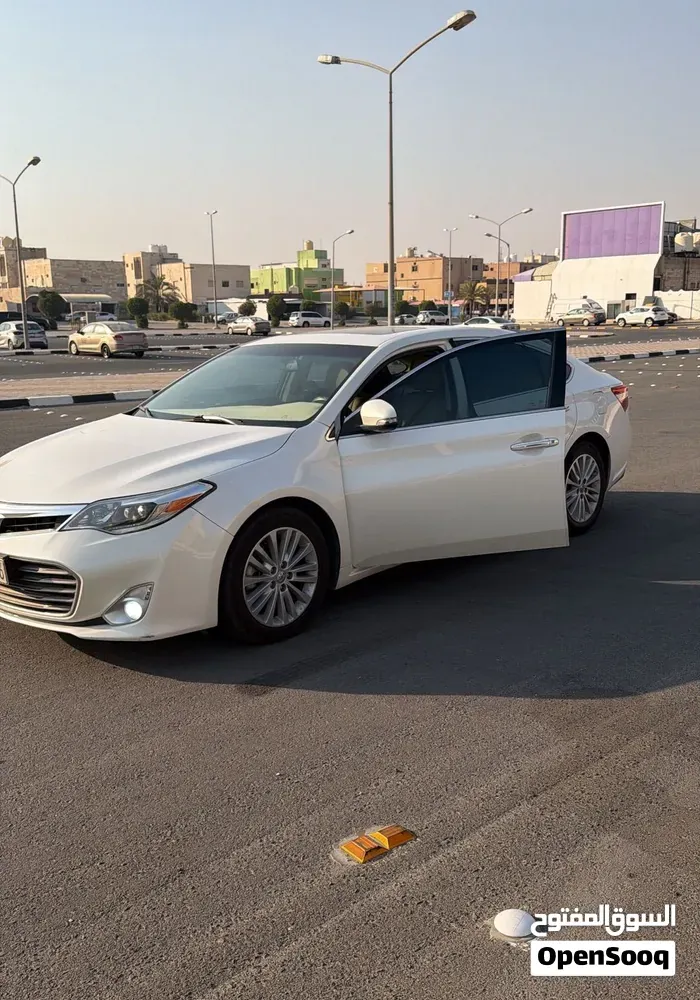 Toyota Avalon 2015 photo 4