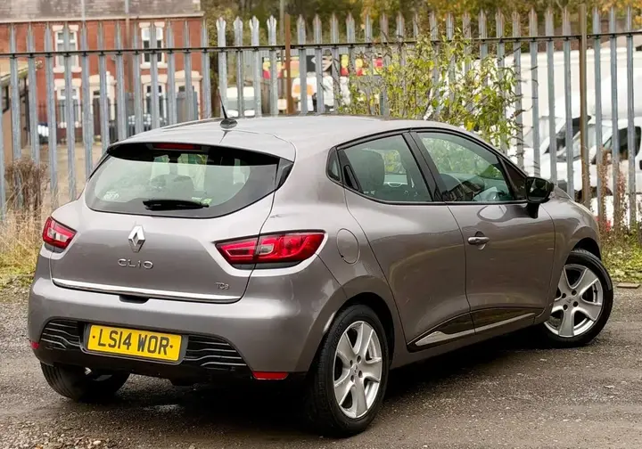 Renault Clio 2014 photo 3