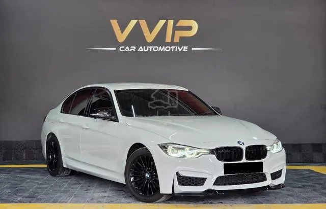 BMW 318I