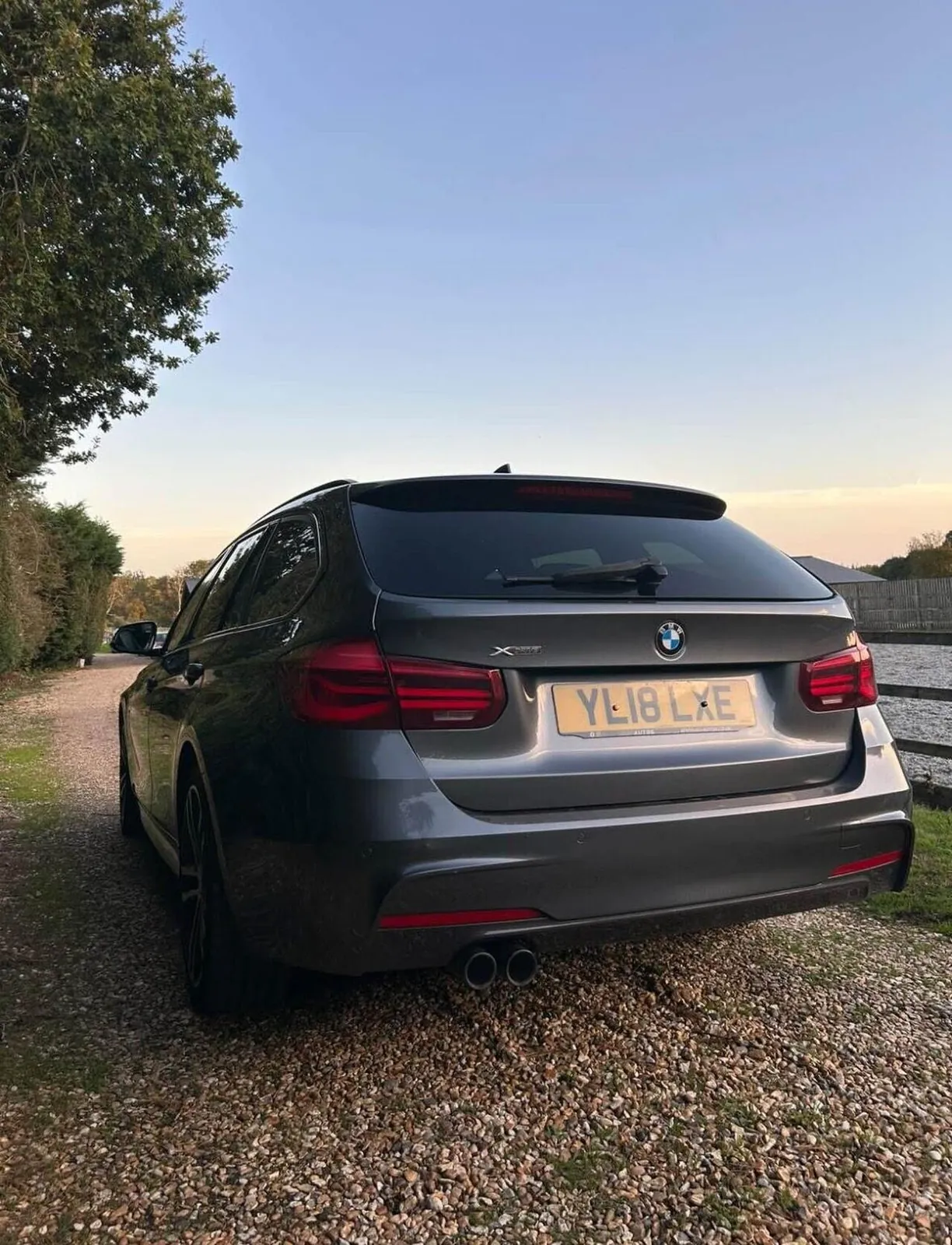 BMW 3 Series 2018 photo 4