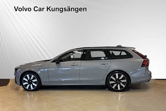 Volvo V90 2026 photo 3