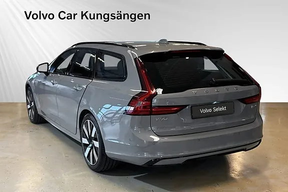 Volvo V90 2026 photo 4
