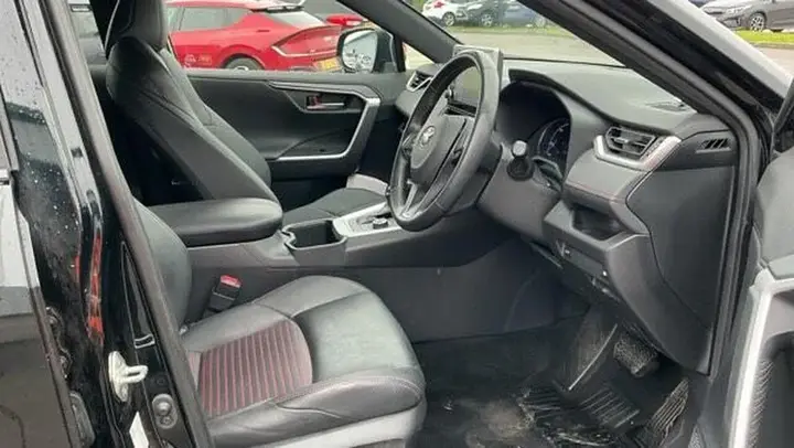 Toyota Rav4 2023 photo 2