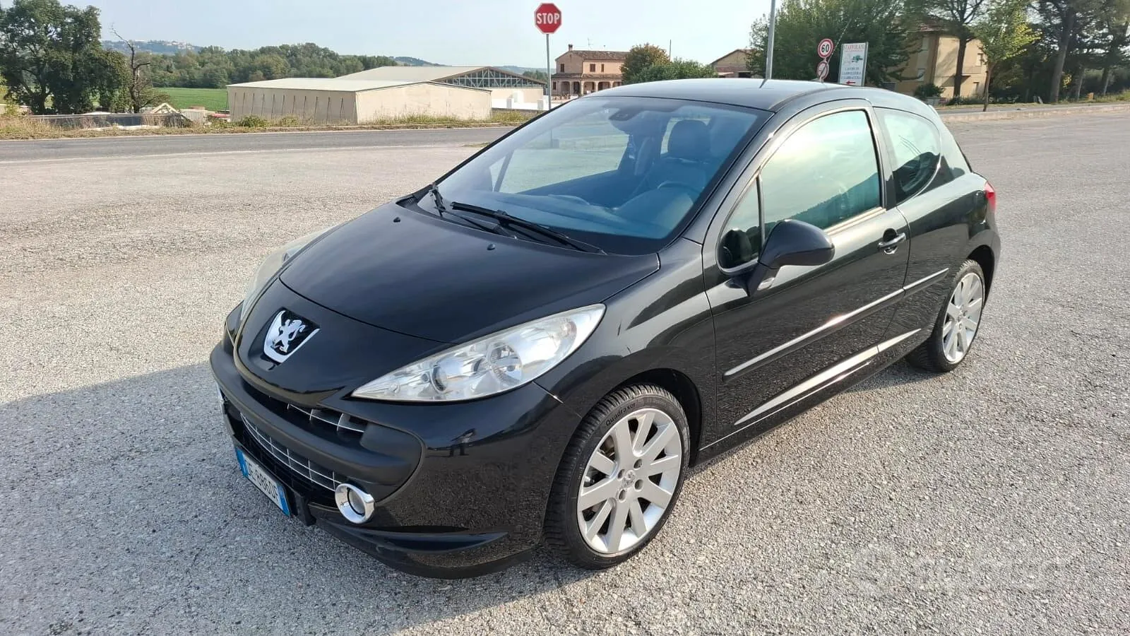 Peugeot 207 2007 photo 2
