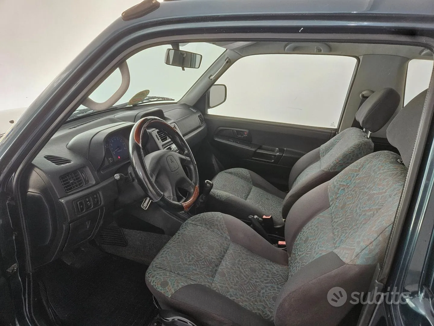 Mitsubishi Pajero 2002 photo 5