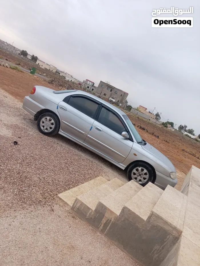 Kia Spectra 2000 photo 5
