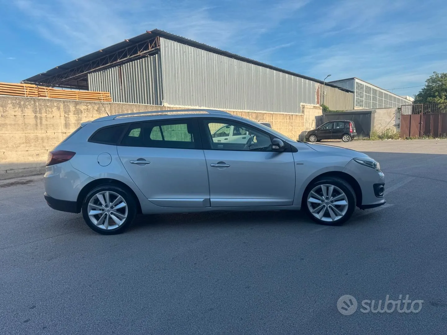 Renault Megane 2015 photo 4