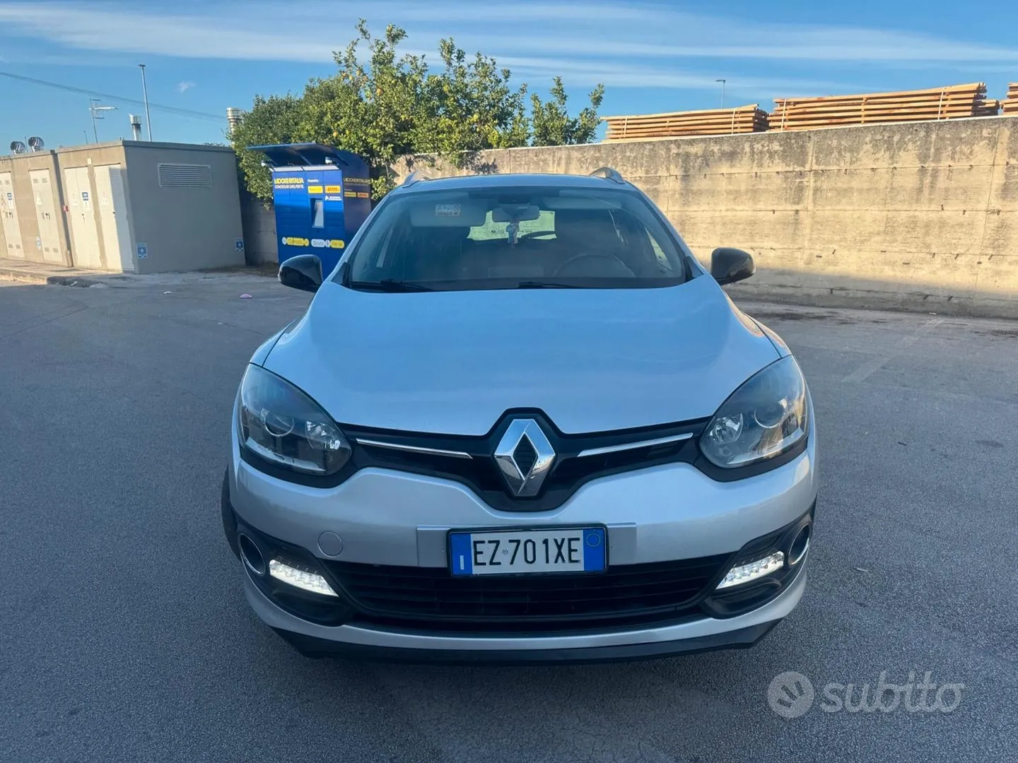 Renault Megane 2015 photo 2