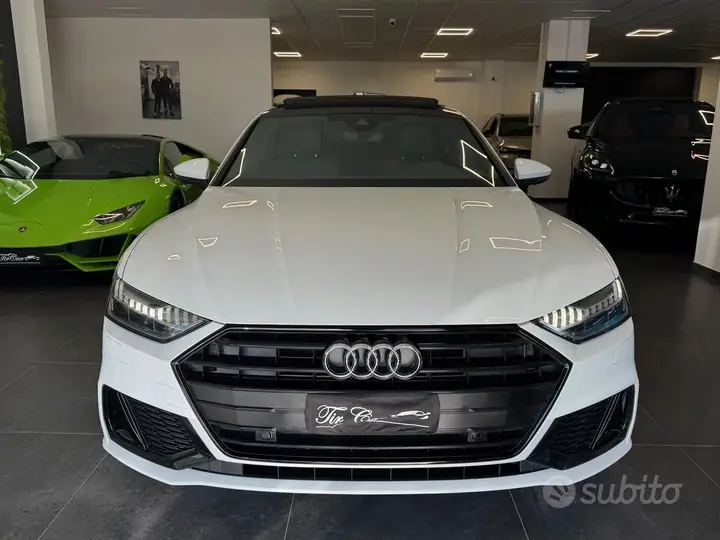 Audi A7 2021 photo 2