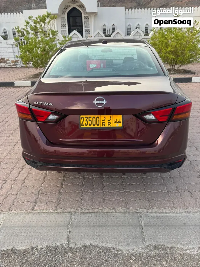 Nissan Altima 2025 photo 4