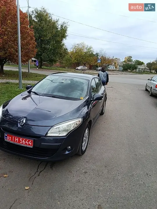 Renault Megane 2010 photo 3
