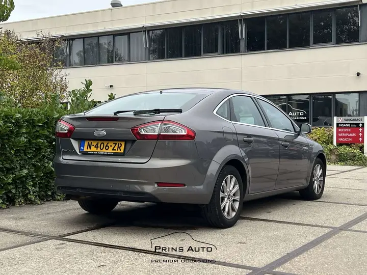 Ford Mondeo 2012 photo 2