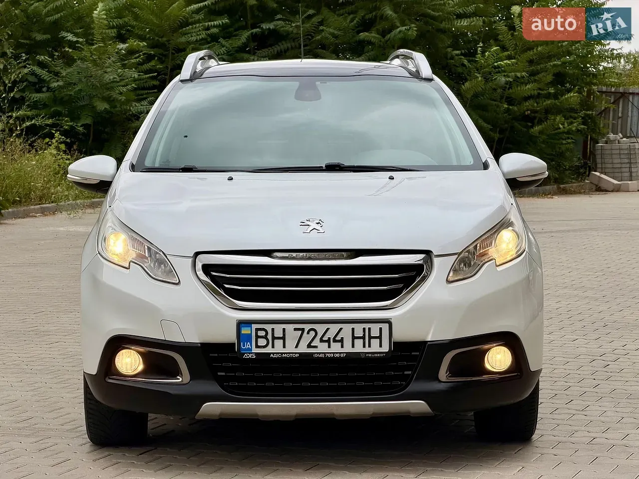Peugeot 2008 2015 photo 2